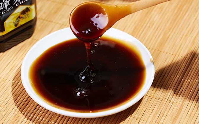 蜂巢素的作用与功效及食用方法-水蜂源