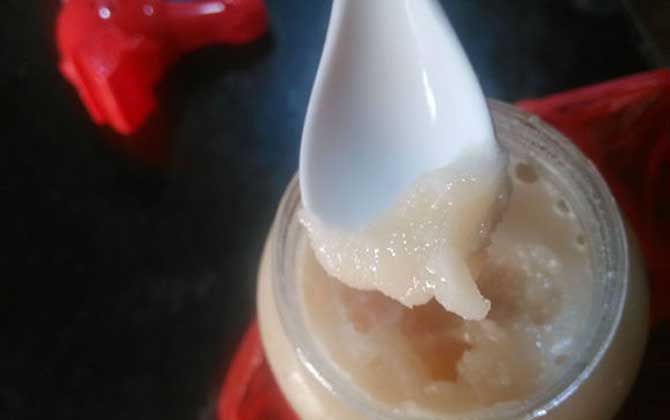 蛋清蜂蜜面膜的功效及简单做法-水蜂源